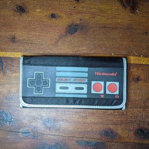 Nintendo NES Controller Wallet